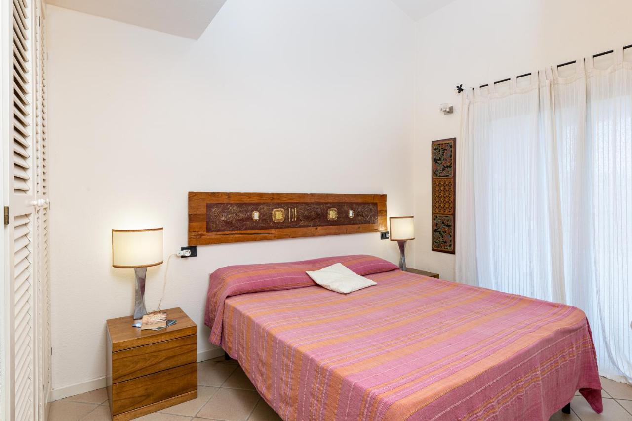 Casa Vacanze Baia Del Faro パラーウ エクステリア 写真