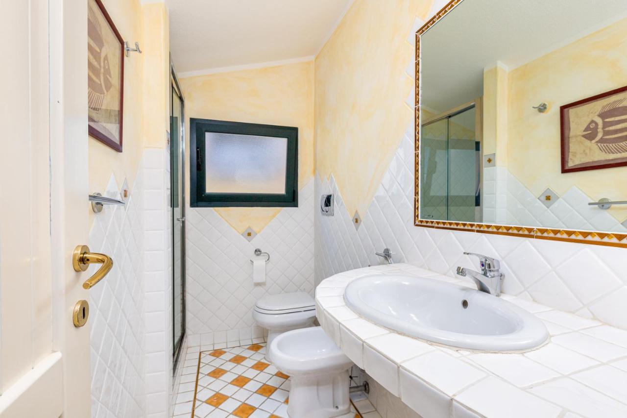 Casa Vacanze Baia Del Faro パラーウ エクステリア 写真